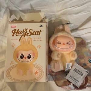 Pop Mart Labubu Have A Seat - Sisi Open but New